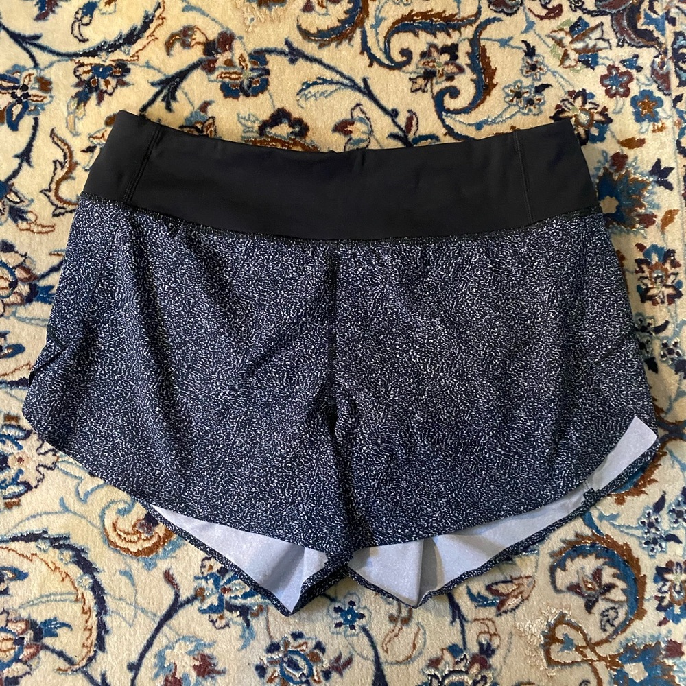 Athleta- run with it 3” shorts, black and white speckled, women’s small